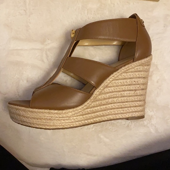 Michael Kors Danita Wedges - Picture 3 of 4